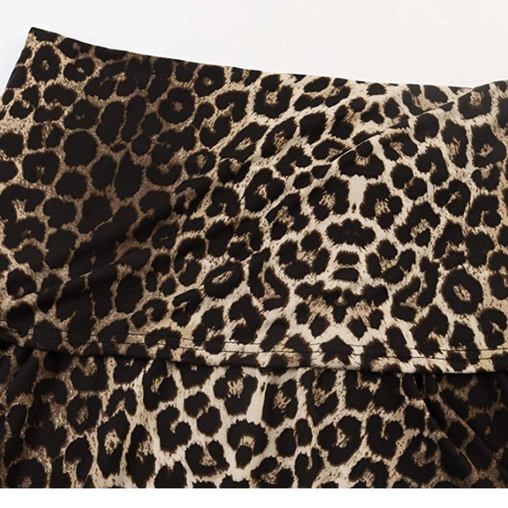 ☮️☮️☮️☮️

 Leopard Animal top poncho - Picture 8 of 8